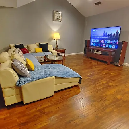 Huge 4-Bed House, Walk To Medical Center, Md Anderson, Nrg, Rice, Free Parking Villa